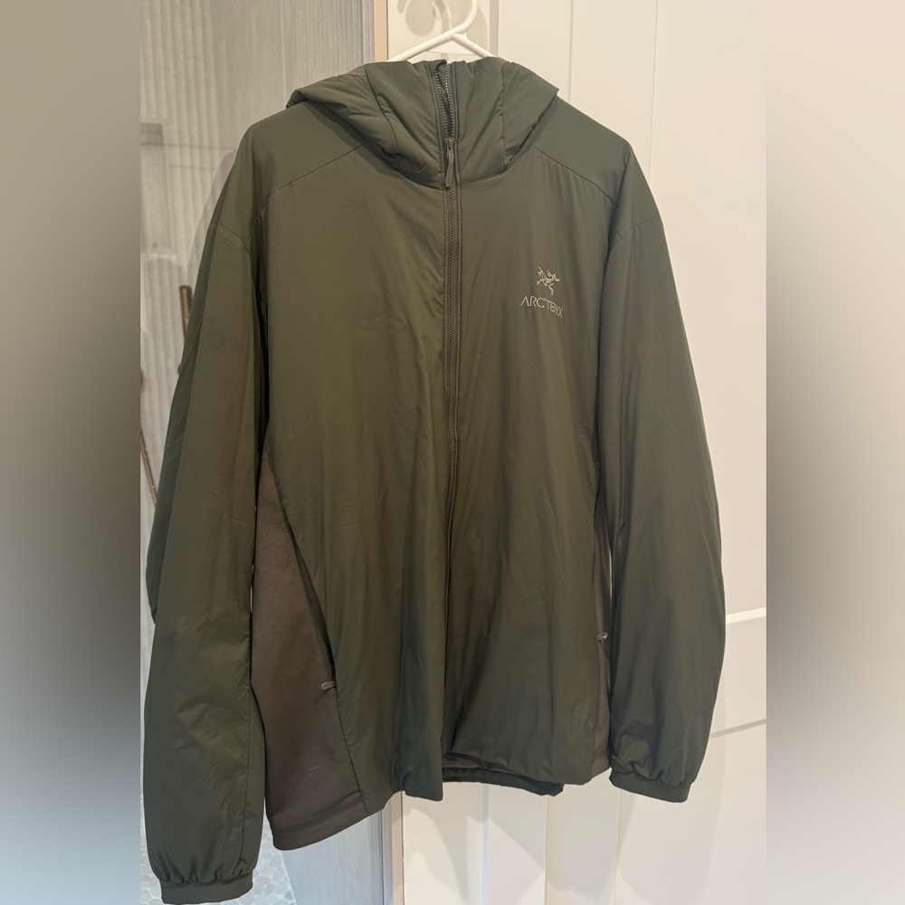 Arc'teryx Men's  Atom Jacket
